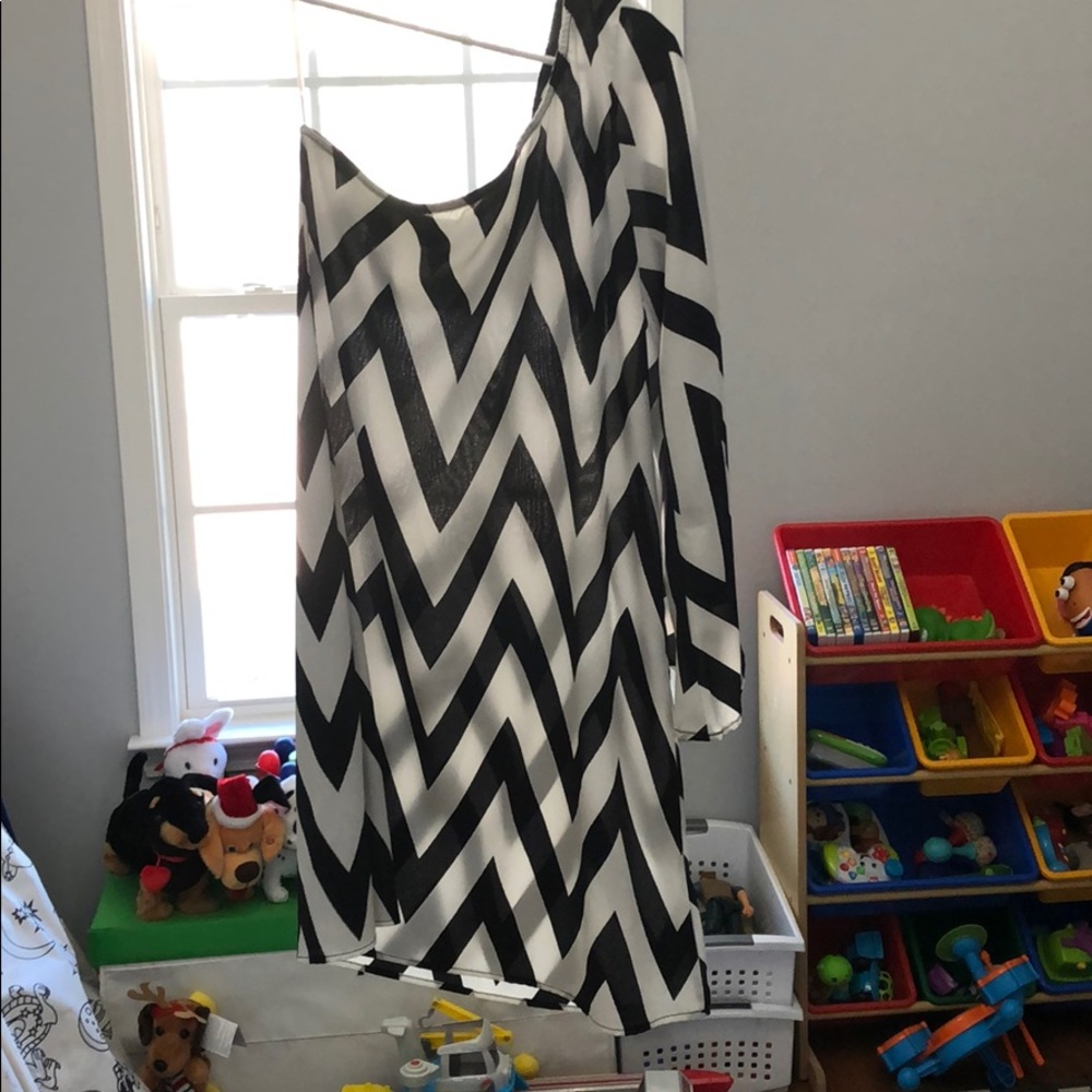 One shoulder dress